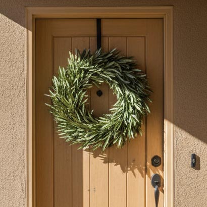What to expect from fresh rosemary wreaths